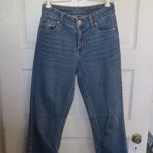 Mid-rise Wild Fable straight leg crop size 00